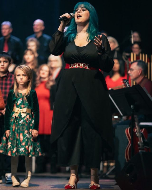 Chyree Singing for the Church Christmas Concert